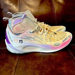 D Wade Basketball Sneakers